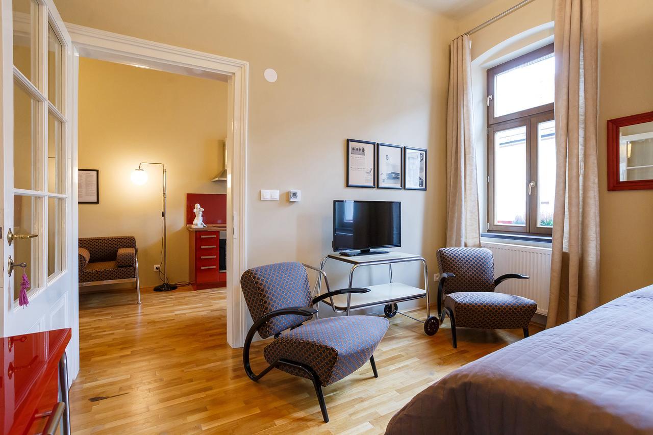 Hotel & Depandance Kopacka Ланшкроун Экстерьер фото